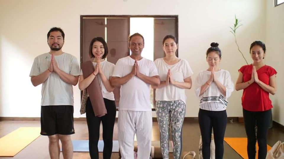 Yogi Home Stay Rishikesh Ngoại thất bức ảnh